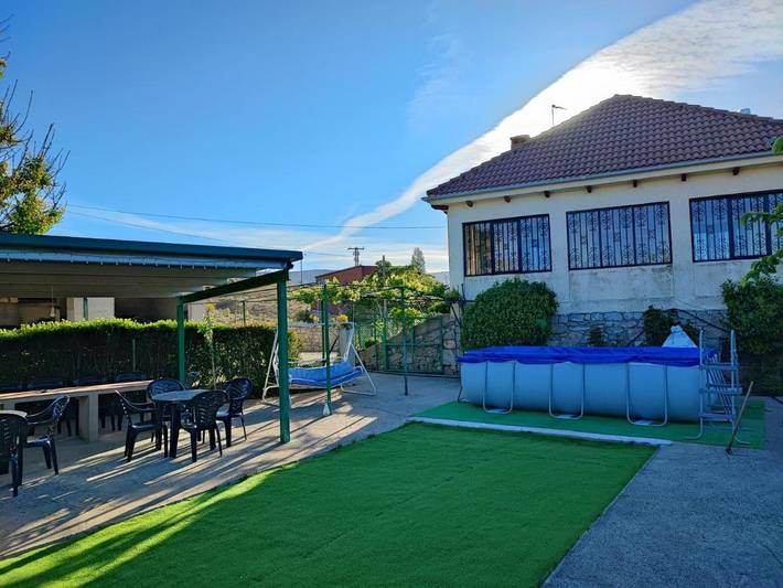 Casa rural con piscina para 2 personas, con Terraza además de Jardín y Piscina en Barco de Ávila-Piedrahita - 2