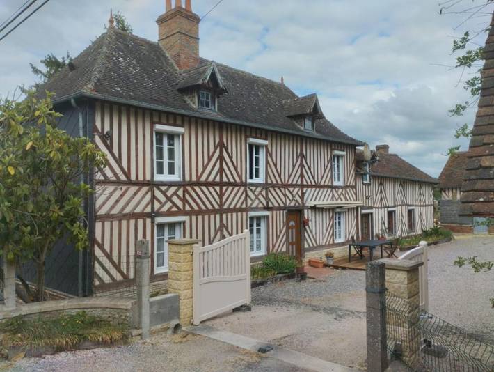 Chambre d’hôte pour 2 personnes, avec Terrasse ainsi que Jardin et Vue à Boissey