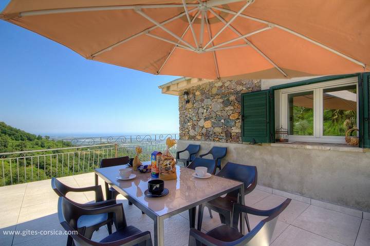 Gîte pour 5 personnes, avec Terrasse et Jardin à Penta-di-Casinca