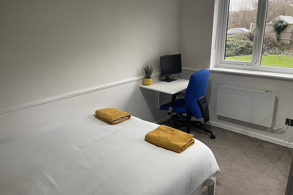 Entire apartment, Modern 1 Bed ground floor apartment in Dartford, Kent