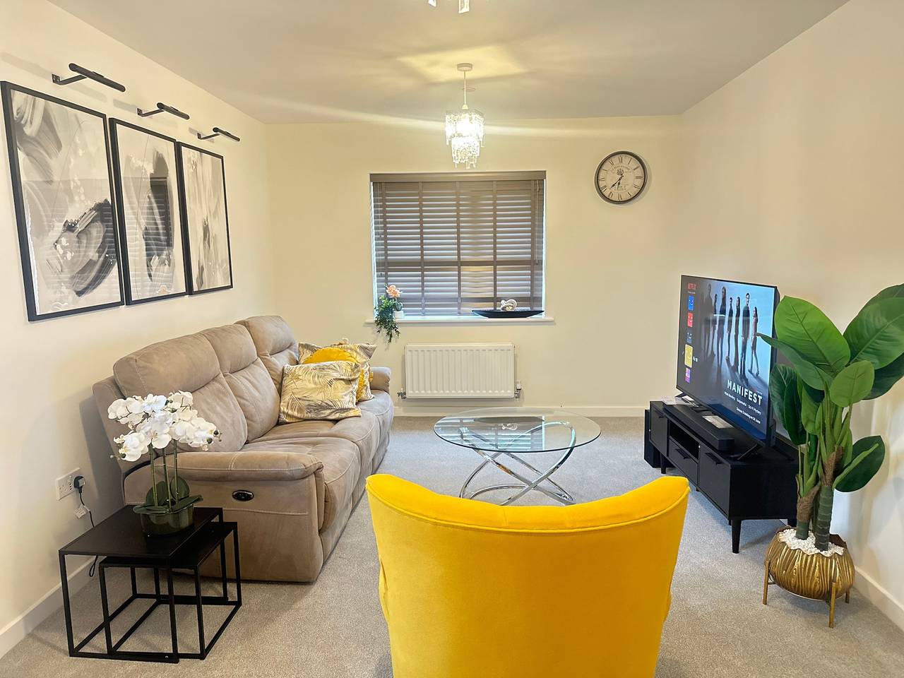 4 Bed House - Sleeps 7 - Pets - Parking - Wifi in Wolverhampton, Région de Birmingham