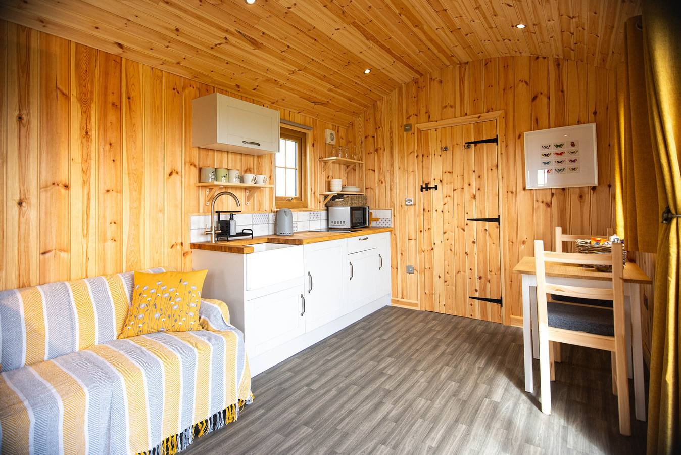 Head For the Hills Glamping - Skylark Shepherd's Hut in Carmarthenshire