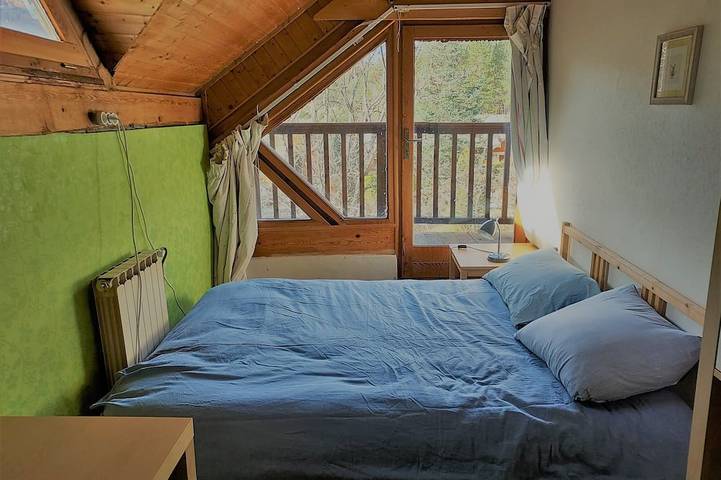 Gîte pour 8 personnes, avec jardin et balcon à Les Vigneaux - 3