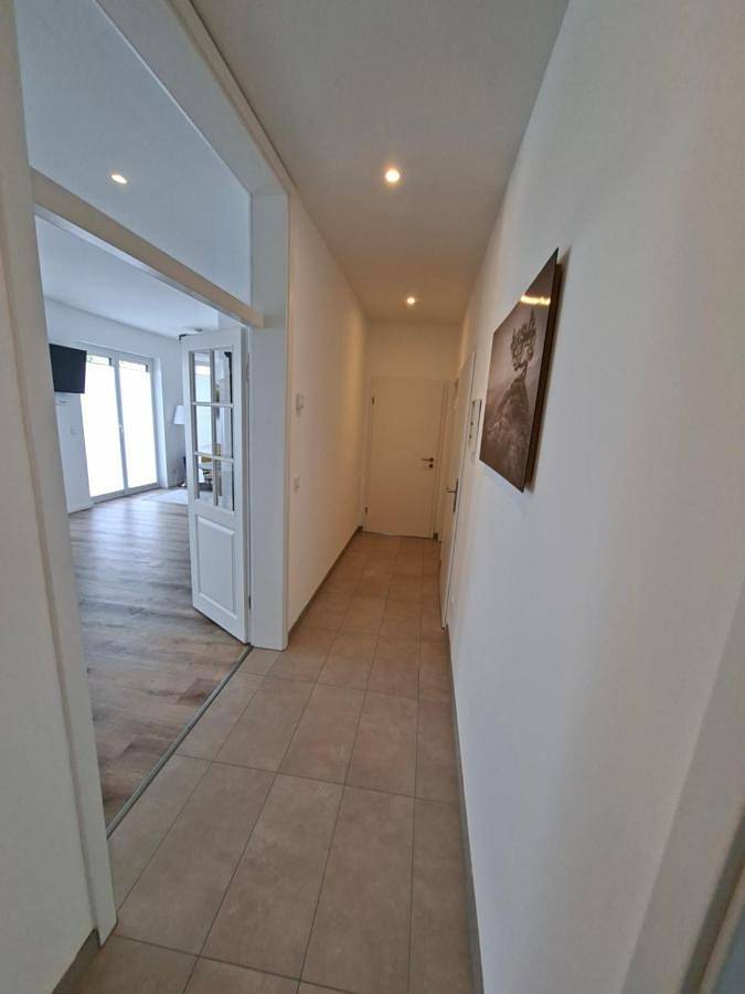 Ganze Wohnung, Apartment Villa Brieselang in Brieselang, Havelland