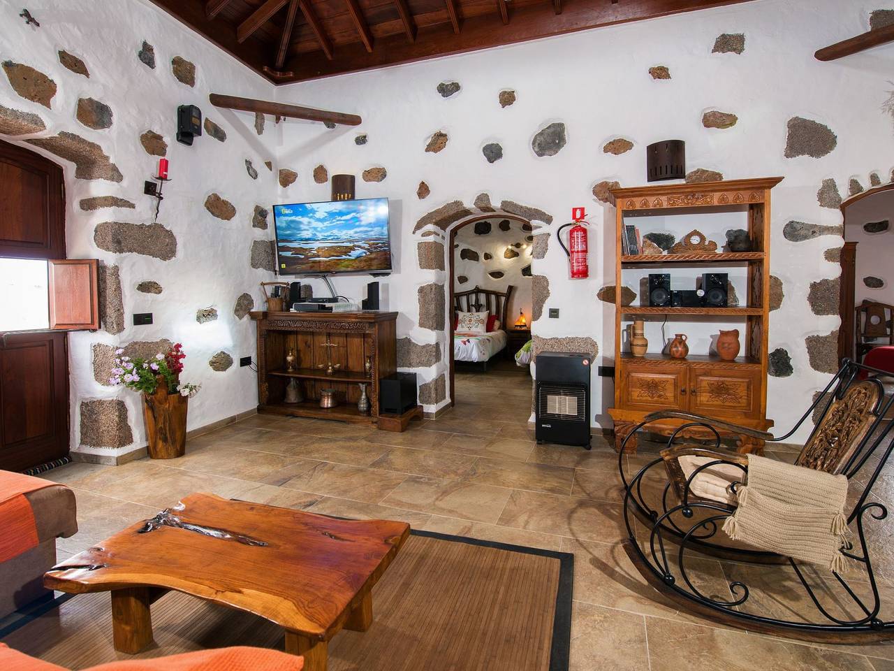 Exklusives Landhaus mit Garten und überdachter Terrasse sowie schöner Aussicht in Mancha Blanca, Tinajo