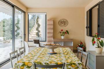 Villa for 6 People in Favara, Agrigento Province, Photo 4