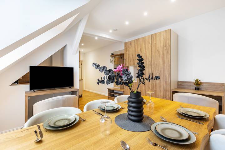 Ferienhaus für 14 Personen, mit Balkon