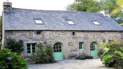 Location de vacances pour 4 personnes, avec jardin à Huelgoat