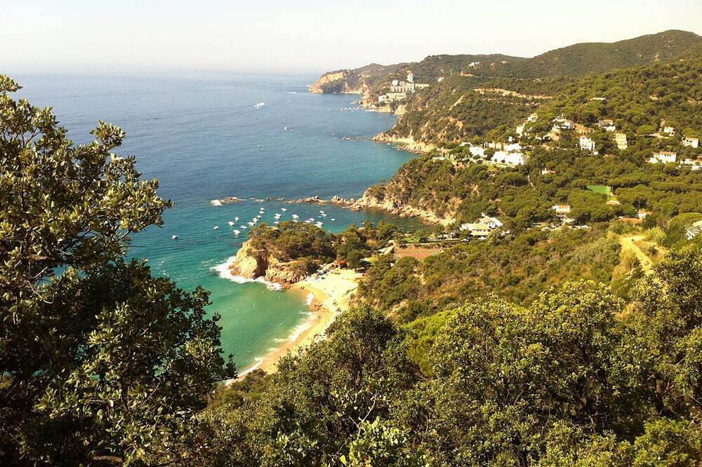 Cala Rosamar. Un paraíso escondido en la Costa Brava in Santa Cristina de Aro, Costa Brava