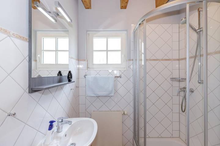Ferienhaus Rügen 9b im Ostseeferienpark Seepferdchen mit Terrasse und Garten in Ostseebad Nienhagen, Nienhagen