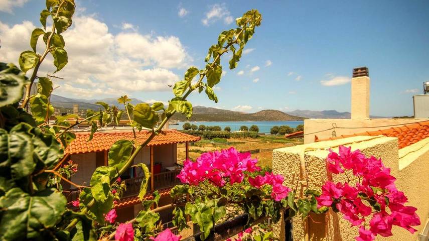 Ferienwohnung für 2 Personen, mit Balkon und Terrasse sowie Garten und Ausblick