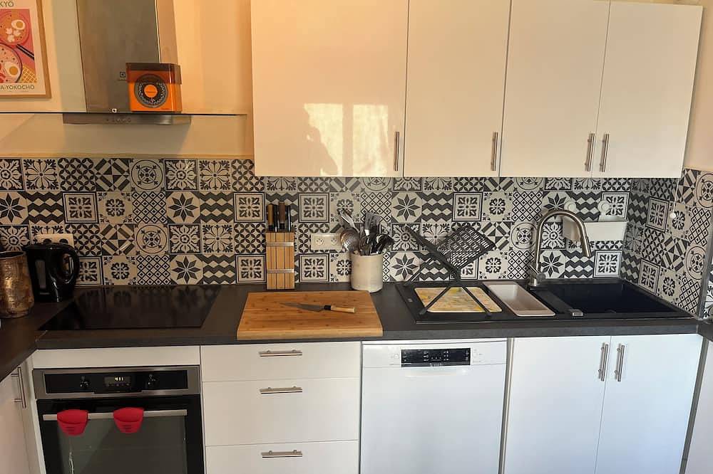 Appartement De Vacances pour 3 Personnes dans Péron, Jura Francais