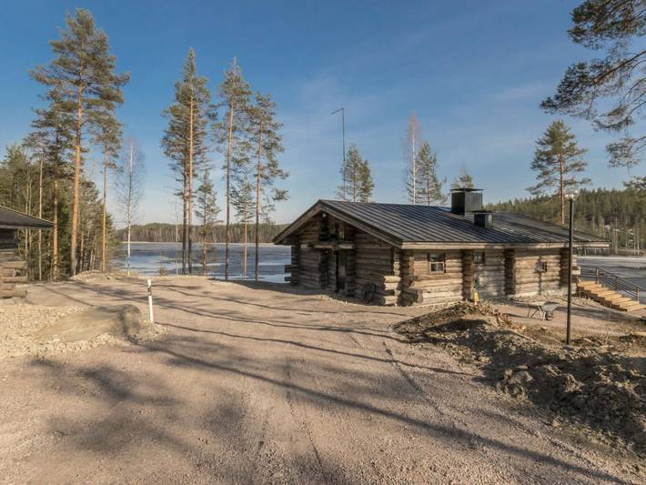 Ferienhaus für 10 Personen, mit Seeblick und Sauna sowie Garten - 1