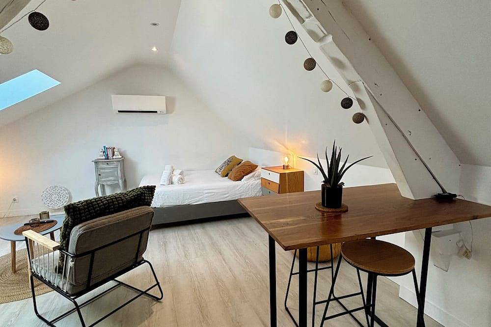 Apartamento entero, Casa Blum #4 - Studio climatisé, à 2 pas de la gare in Brive-la-Gaillarde, Brive-la-Gaillarde region