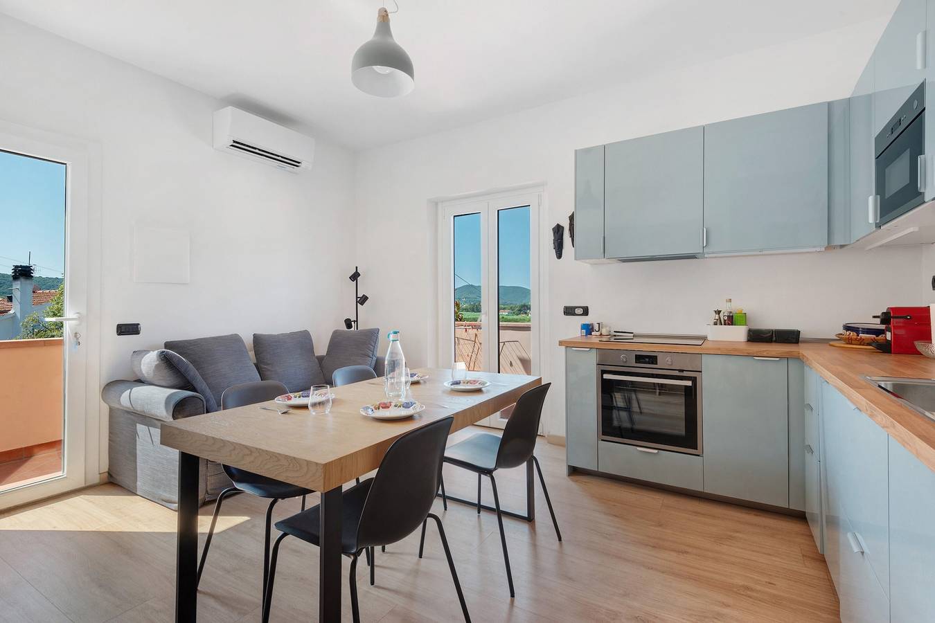 Ganze Wohnung, Ferienwohnung 'Casa Vacanza Condominio La Magnolia' mit Bergblick, Balkon & Klimaanlage in Campo nell'Elba, Toskanischer Archipel