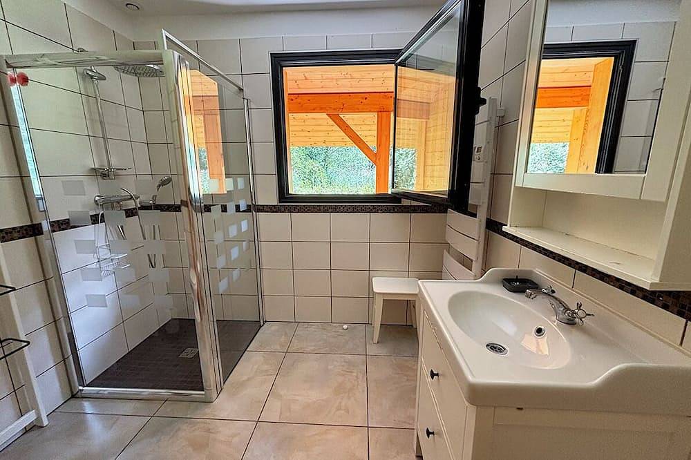 Nieuw: hout en natuur voor dit chalet 8-12 personen met panoramisch uitzicht in Le Bourg-d'Oisans, Écrins Nationaal Park