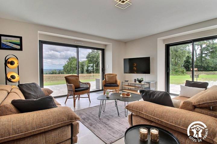 Gîte pour 6 personnes, avec terrasse et jardin