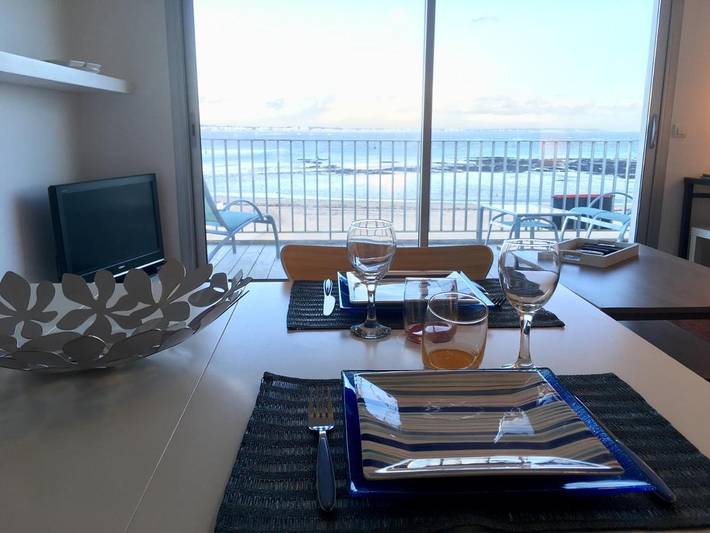 Gîte pour 2 personnes, avec vue et balcon dans Plage du Nau - 4