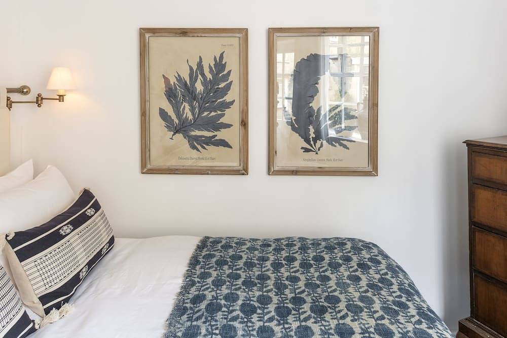 Spacious Luxury Georgian Townhouse in the heart of Bath in Bath, Bath & North East Somerset