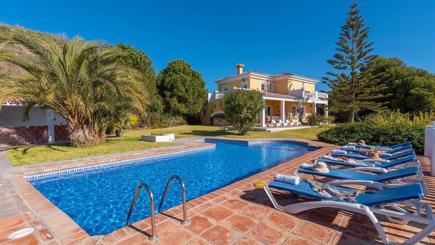 Casa rural para 12 personas, con balcón/terraza y piscina en Rincón de la Victoria - 4