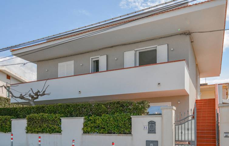 Apartamento vacacional entero, Apartamento con vistas al mar cerca de la playa de Porto Salvo in Marina di Modica, Módica