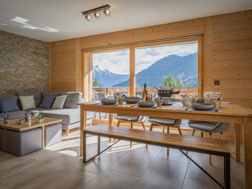 Gîte pour 6 personnes, avec balcon à Leytron