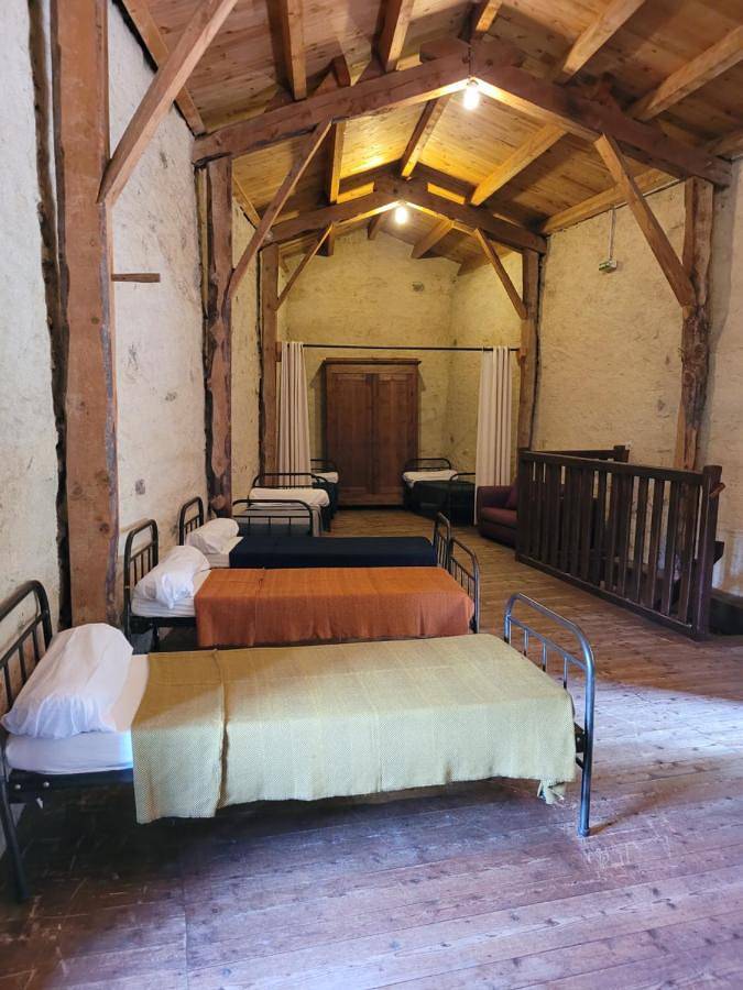Mixed Dormitory Room in Saint-Arcons-d'Allier, Haute-Loire