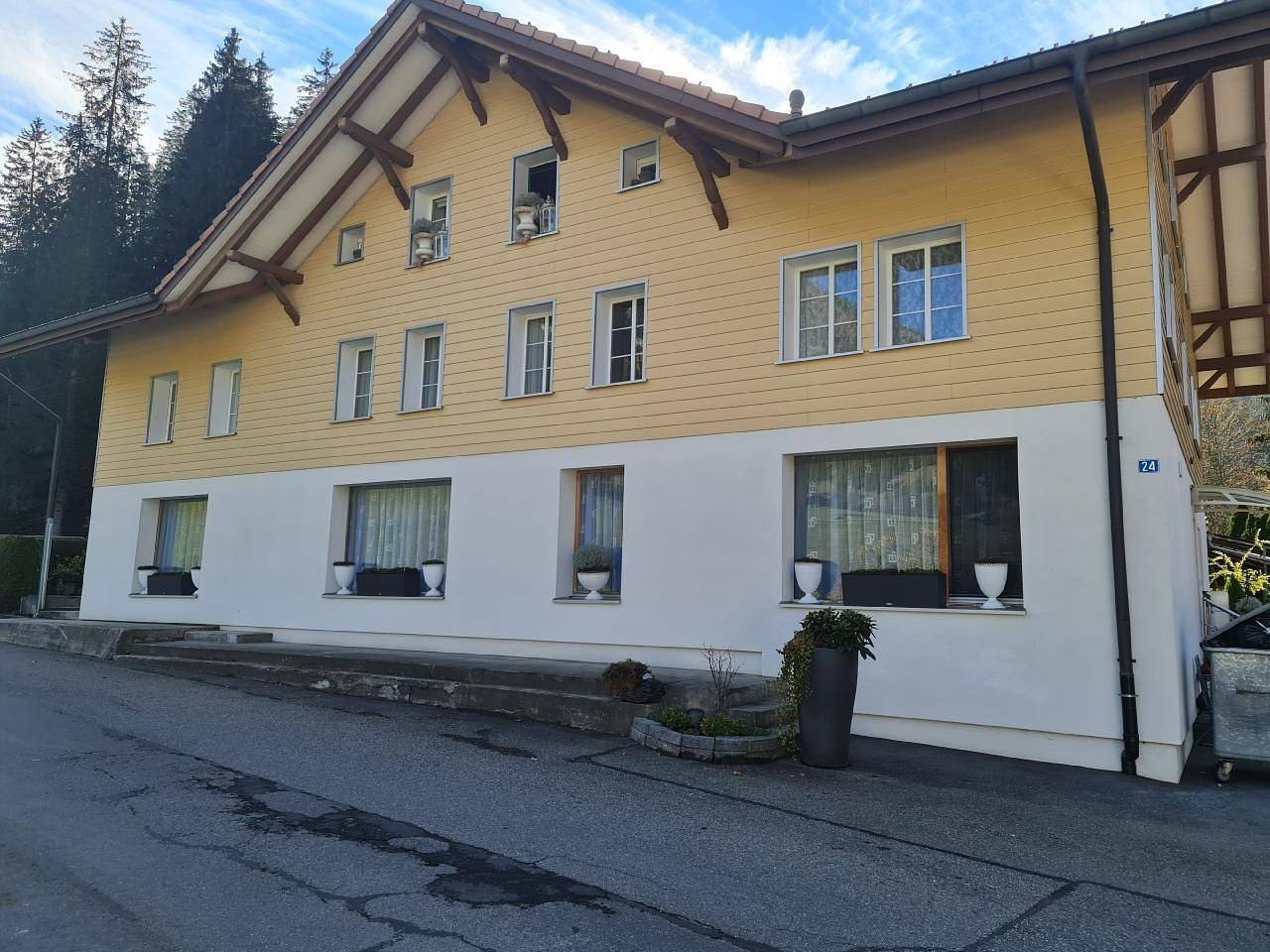 Ganze Ferienwohnung, Heimelige Ferienwohnung im Naturpark Diemtigtal in Diemtigen, Frutigen - Lenk - Adelboden