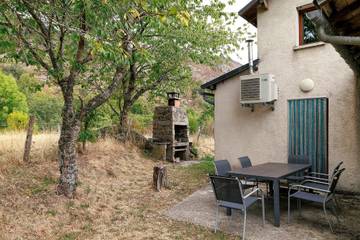Maison De Vacances pour 6 Personnes dans Dourbies, Région du Vigan, Photo 1