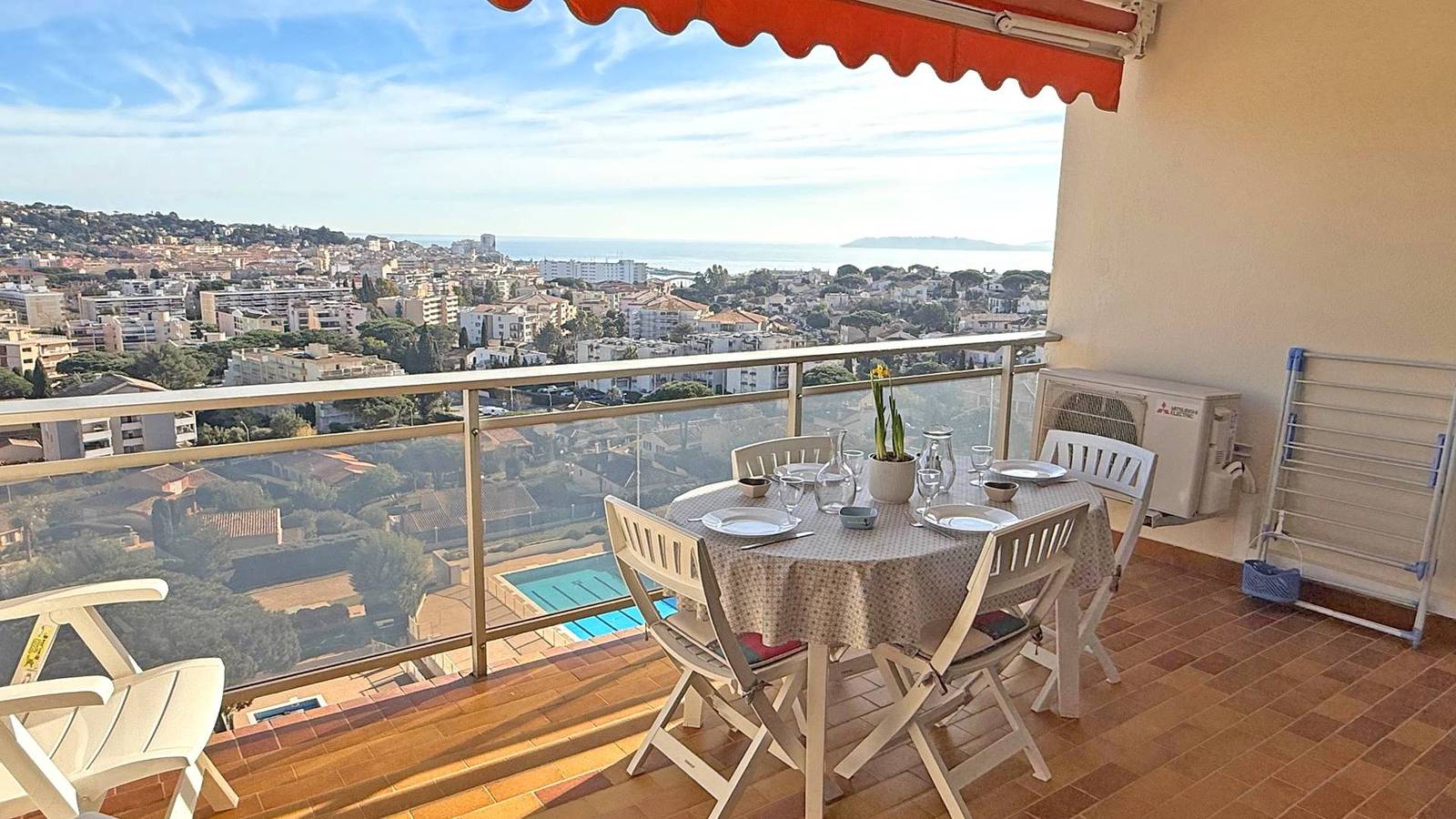 Ganzes Studio, Studiohütte für 3 Personen – Meerblick – Klimaanlage – Schwimmbad und Tennisplatz – Sainte Maxime in Sainte-Maxime, Draguignan Region