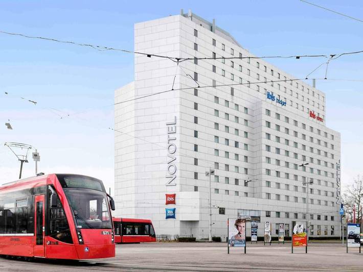 Hotel für 3 Personen, mit Terrasse und Ausblick in Bern - 2