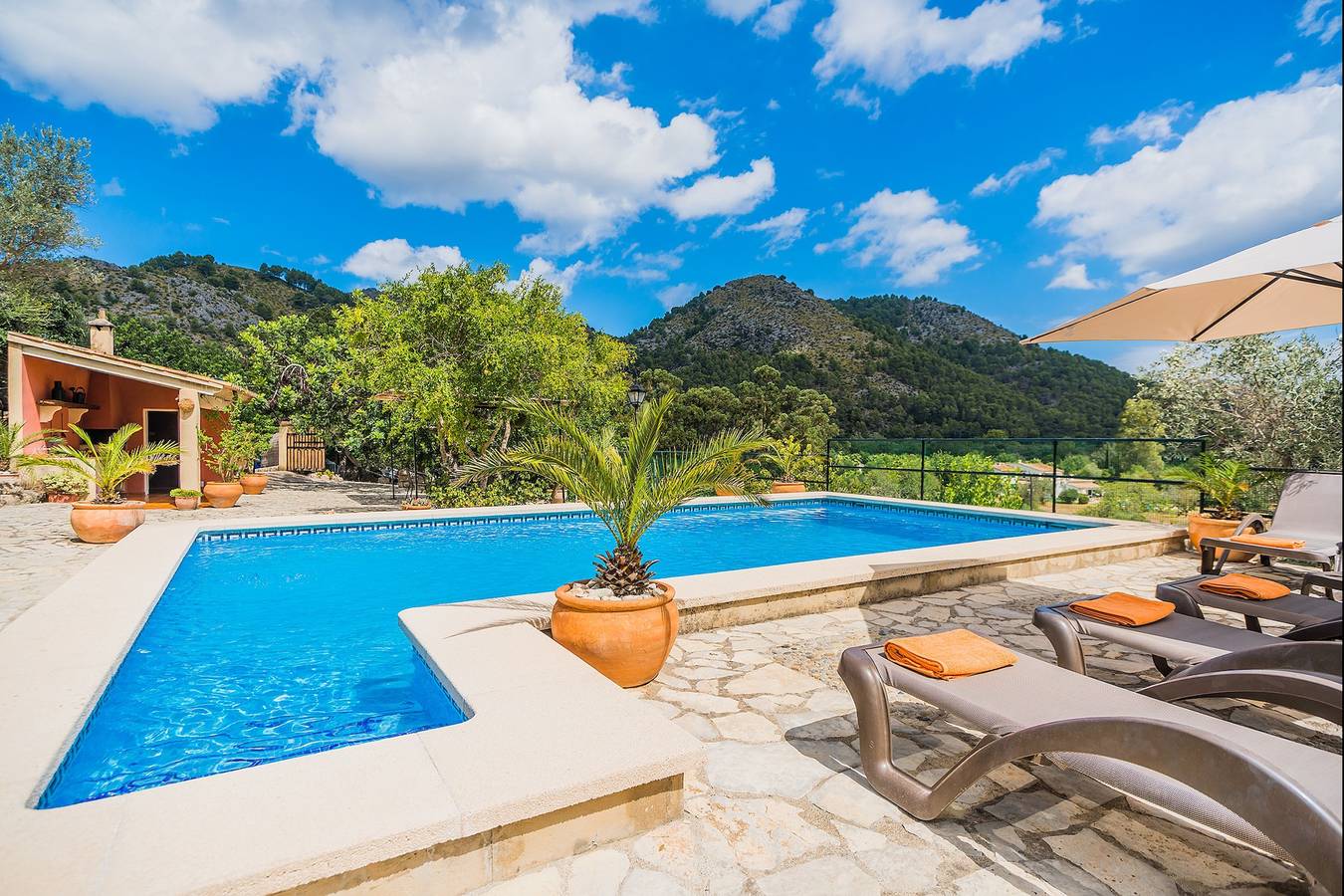 Villa Can Pau By Sunvillas Mallorca in Torrent de la Vall d'en Marc, Pollença