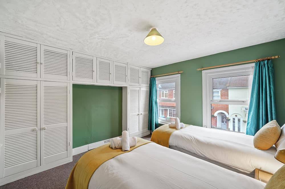 2 bedroom house in Aylesbury, Free Privet Parking in Aylesbury, Buckinghamshire