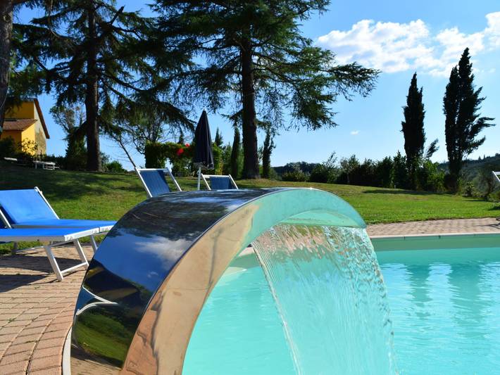 Location de vacances pour 5 personnes, avec piscine et jardin, adapté aux familles à Vinci - 2