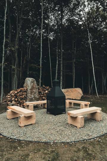 Villa for 10 Guests in Morin Heights, Quebec, Picture 3