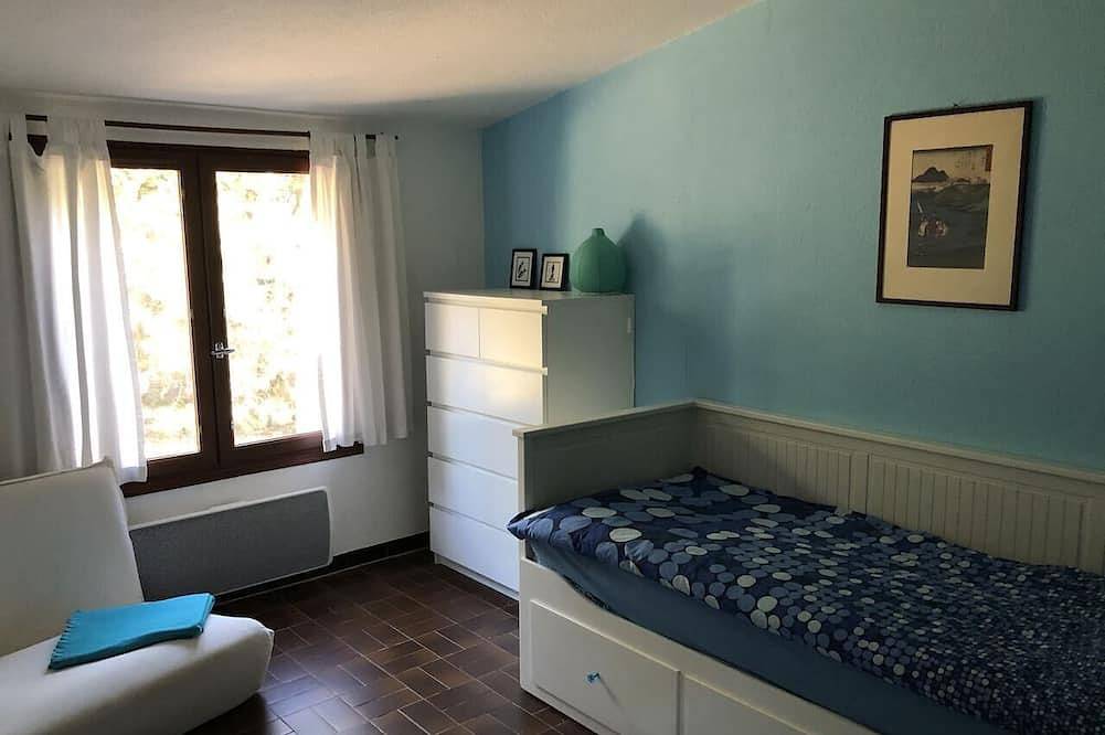 Charmante petite villa méditerranéenne avec grand jardin, calme, proche de Sète in Balaruc-les-Bains, Côte méditerranéenne (France)