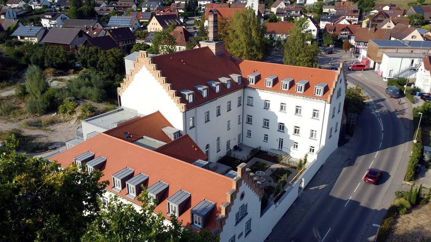 Ganze Wohnung, Schloss Espasingen Apartment 3 - Ferienwohnung im historischen Schloss in Espasingen, Stockach