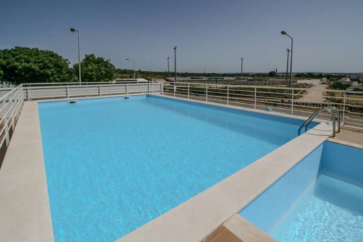 Appartement de vacances pour 4 personnes, avec Piscine