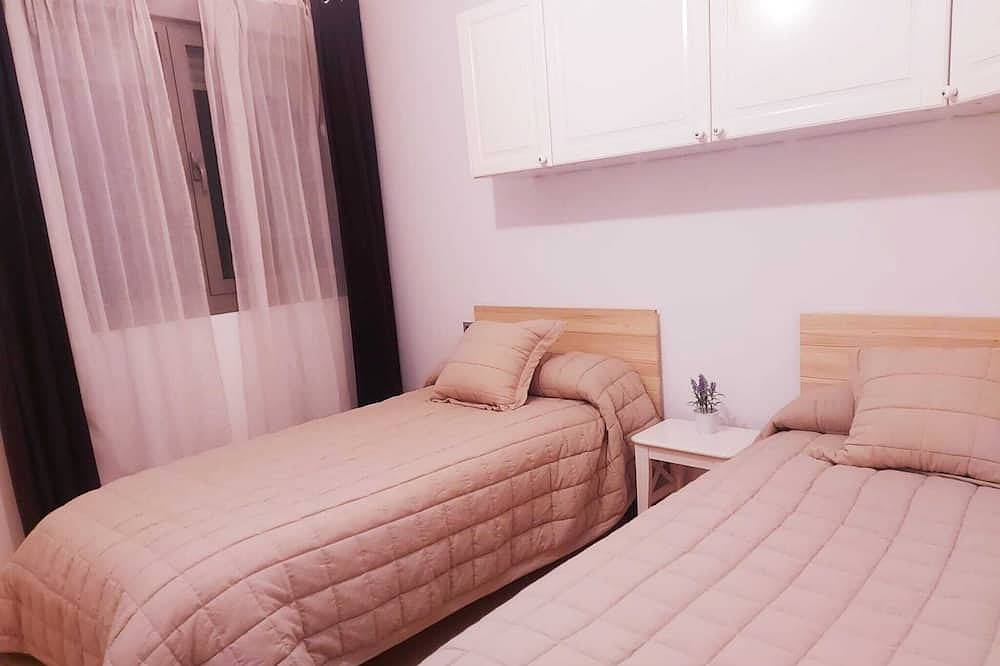 Entire apartment, The House in Albelda de Iregua, La Rioja Province