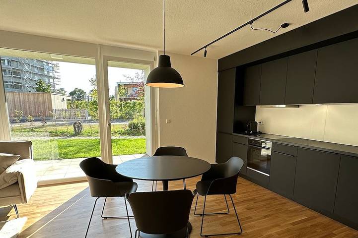 Ganze Wohnung, Neubau Apartment in zentraler Lage mit Garten in Biberach an der Riß, Landkreis Biberach