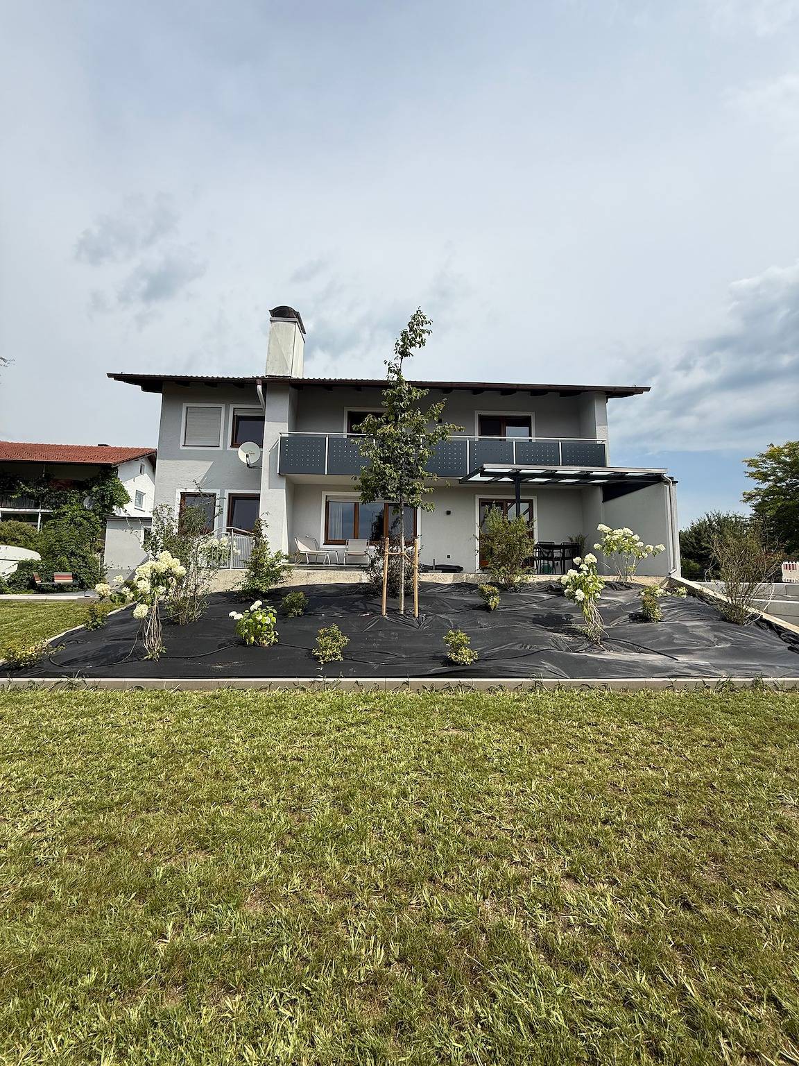 Ganze Wohnung, Ferienwohnung Fichte mit Balkon, Terrasse und Garten in Chieming, Chiemsee