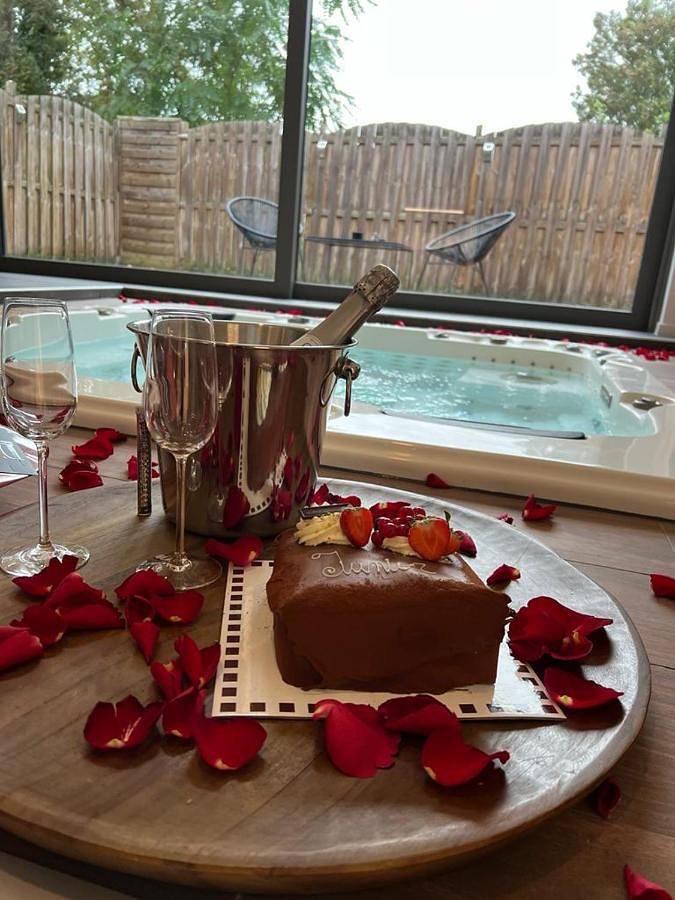 Ferienwohnung für 2 Personen, mit Whirlpool und Terrasse sowie Sauna in Huy - 3