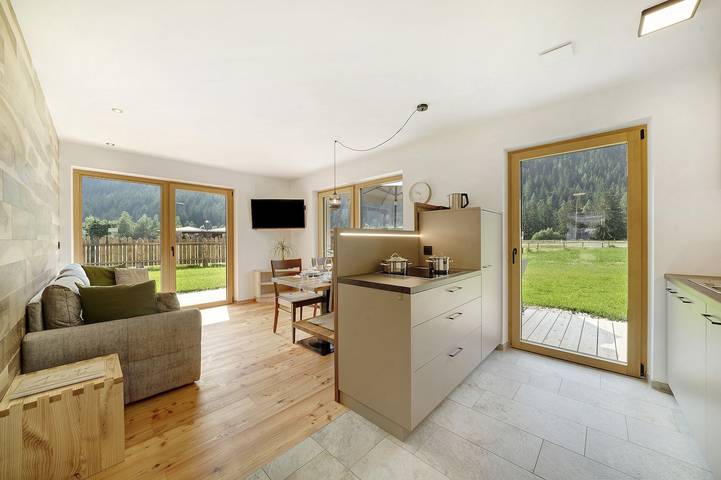 Appartamento intero, Appartamento "Masi Rosmarin" con vista sulle montagne, terrazza privata e Wi-Fi in Pracupola, Ultimo
