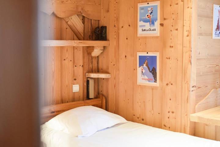 Hôtel pour 4 personnes, avec jardin ainsi que jacuzzi et sauna dans Station de Crest Voland Cohennoz - 4