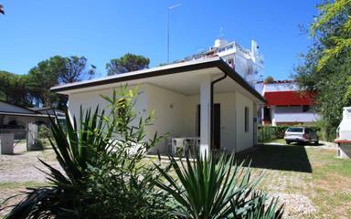 Bungalow für 7 Personen in Bibione Pineda, Venedig Provinz, Bild 1