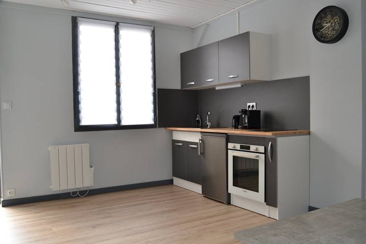 Chambre d’hôte pour 7 personnes, avec sauna et jacuzzi ainsi que jardin et piscine dans Île de France - 3