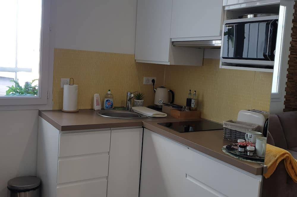 Appartement entier, Le Paon chaleureux et calme entre Paris et Disneyland in Ozoir-la-Ferrière, Seine-et-Marne