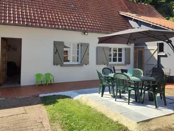 Gîte pour 6 personnes, avec jardin et terrasse dans Longroy