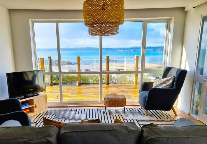Holiday rental for 6 people, with Balcony and Terrace as well as Garden and View in Marazion
