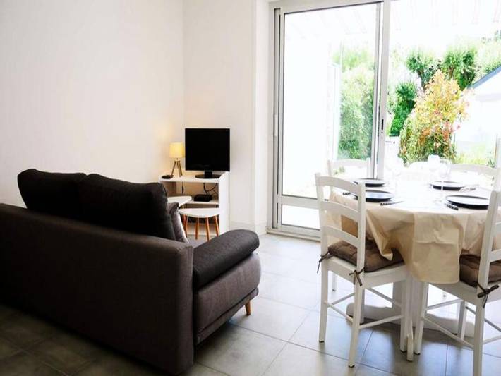 Gîte pour 4 personnes, avec jardin dans Plage Ty Bihan - 2